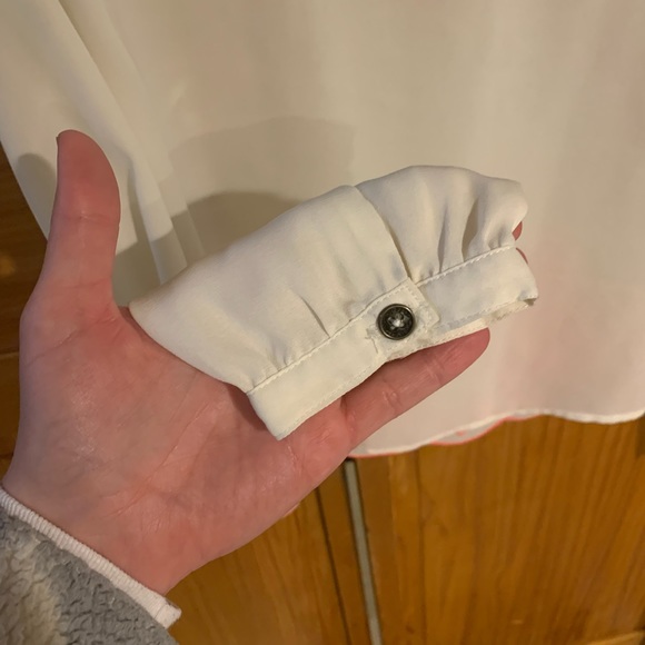 Xhilaration Women’s White and Pink blouse - Picture 6 of 6